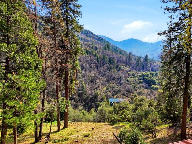 1900 Flynn Drive, Springville, CA 93265