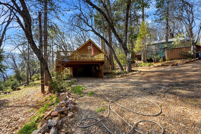 1900 Flynn Drive, Springville, CA 93265