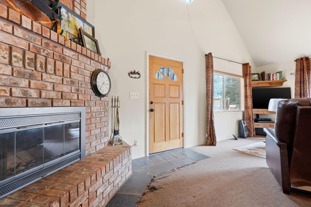 1900 Flynn Drive, Springville, CA 93265