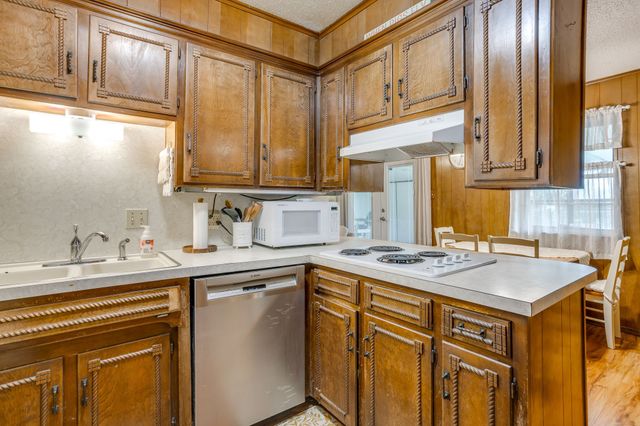 241 Suzanne Terrace, Burleson, TX 76028