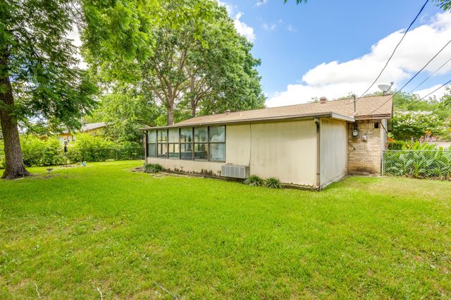 241 Suzanne Terrace, Burleson, TX 76028