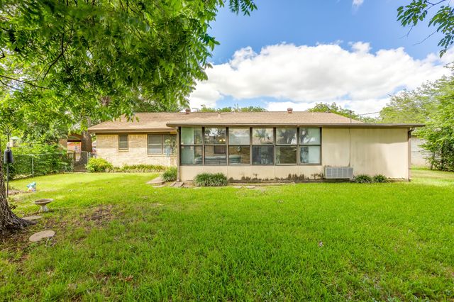 241 Suzanne Terrace, Burleson, TX 76028