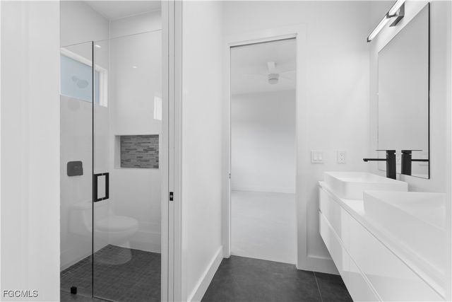 3762 32nd AVE SE, Naples, FL 34117