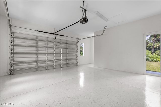 3762 32nd AVE SE, Naples, FL 34117