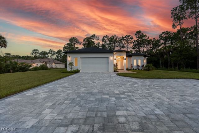3762 32nd AVE SE, Naples, FL 34117