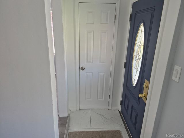 19928 Dean Street, Detroit, MI 48234