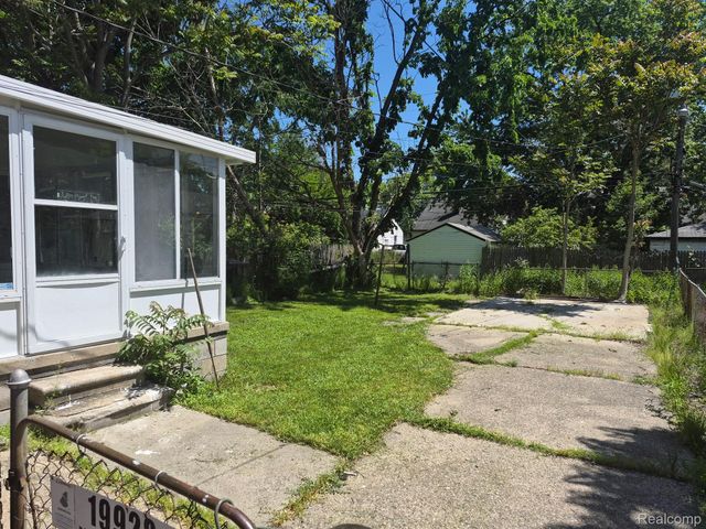 19928 Dean Street, Detroit, MI 48234