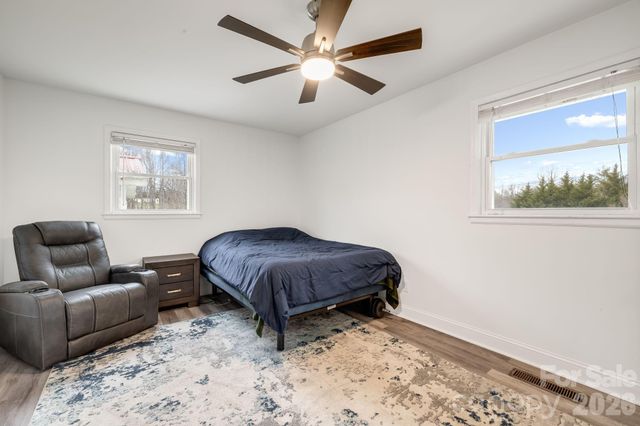 52 Baby Jane Lane, Hendersonville, NC 28792