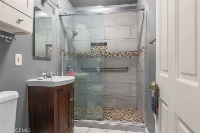 15851 E Kingside, Covina, CA 91722