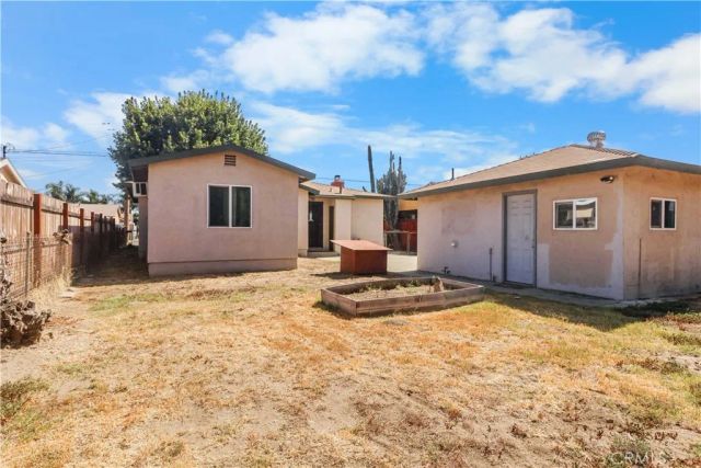 15851 E Kingside, Covina, CA 91722