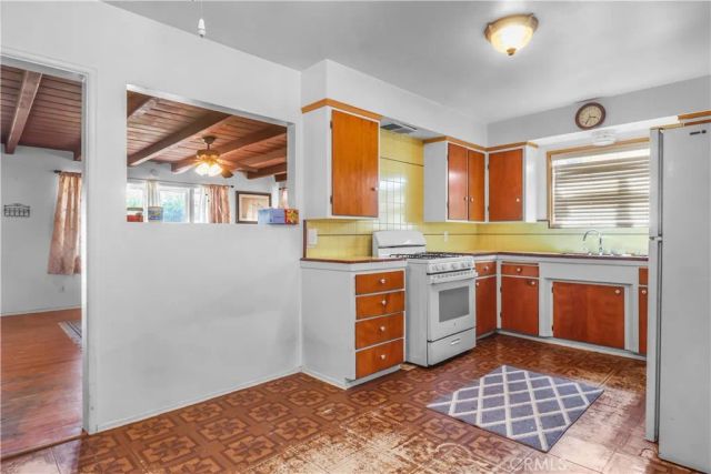 15851 E Kingside, Covina, CA 91722
