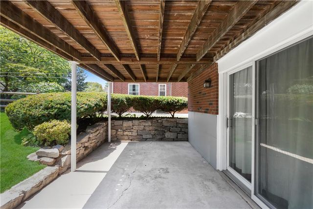 1863 West Union Boulevard, Bethlehem City, PA 18018