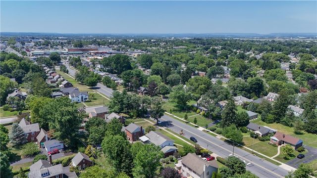 1863 West Union Boulevard, Bethlehem City, PA 18018
