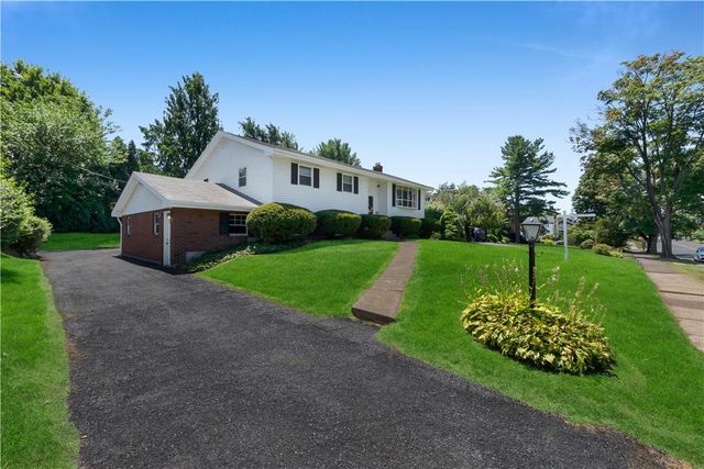 1863 West Union Boulevard, Bethlehem City, PA 18018