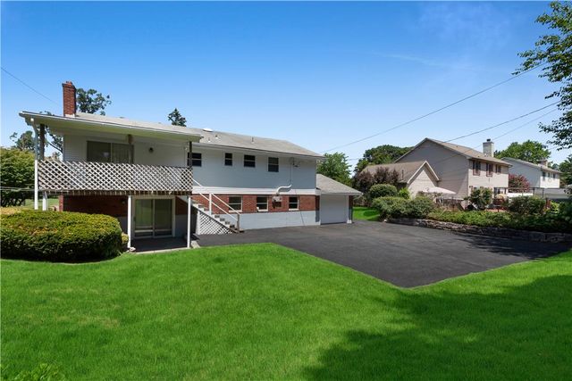 1863 West Union Boulevard, Bethlehem City, PA 18018