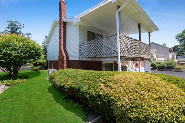 1863 West Union Boulevard, Bethlehem City, PA 18018
