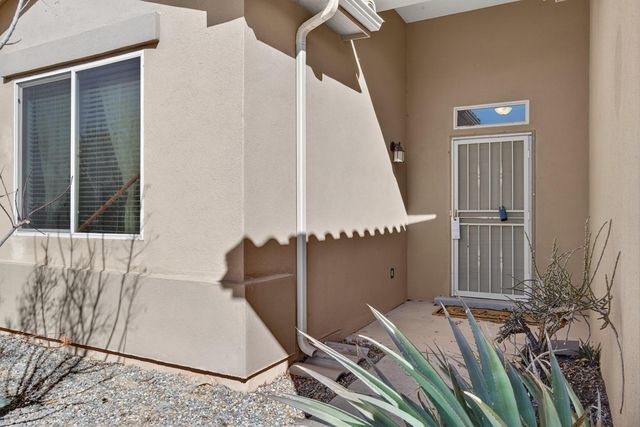 8305 Bouvardia Avenue NW, Albuquerque, NM 87120