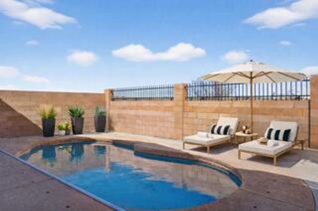 8305 Bouvardia Avenue NW, Albuquerque, NM 87120