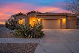 8305 Bouvardia Avenue NW, Albuquerque, NM 87120