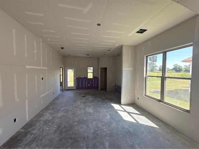 272 Hines Drive, Sulphur, LA 70665