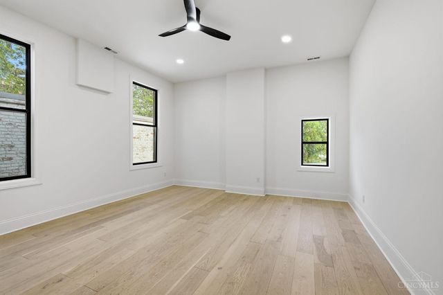 1117 Dayton Street, Cincinnati, OH 45214