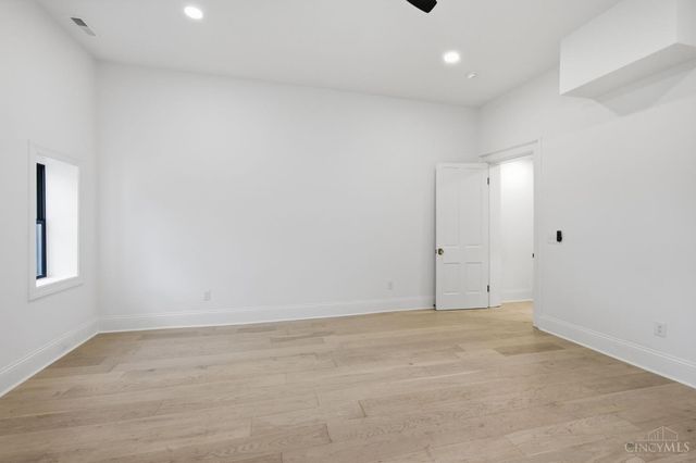 1117 Dayton Street, Cincinnati, OH 45214