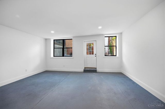 1117 Dayton Street, Cincinnati, OH 45214