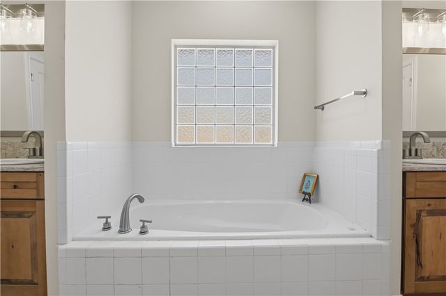 276 Ireland Street, Springdale, AR 72762