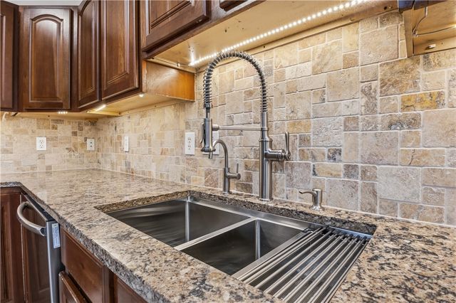 276 Ireland Street, Springdale, AR 72762