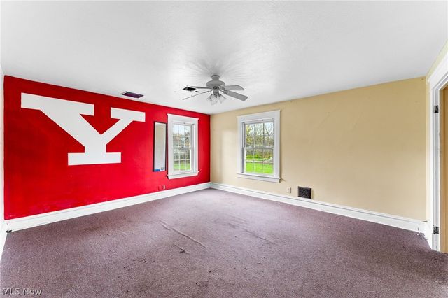 1345 Ohio Avenue, Youngstown, OH 44504
