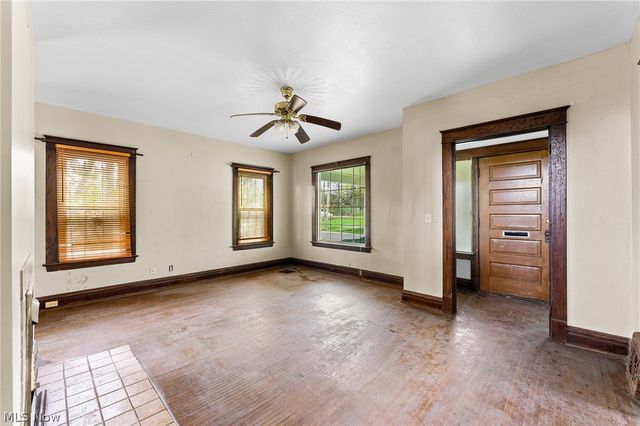 1345 Ohio Avenue, Youngstown, OH 44504