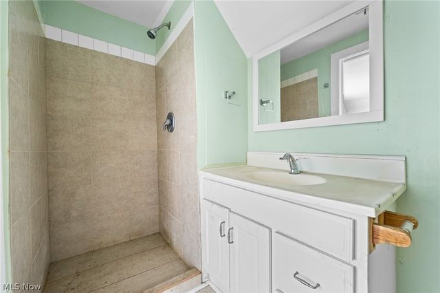 1345 Ohio Avenue, Youngstown, OH 44504