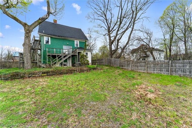 1345 Ohio Avenue, Youngstown, OH 44504