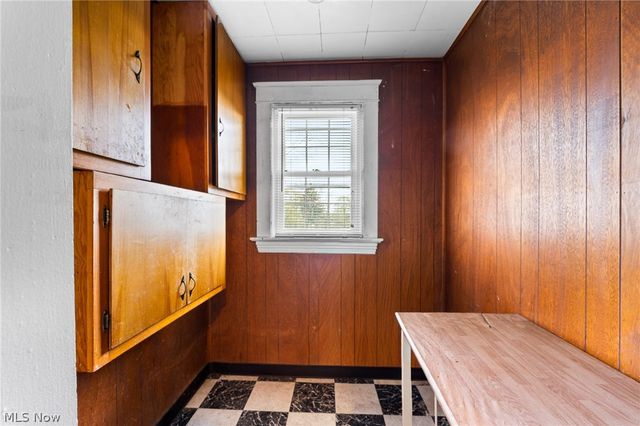 1345 Ohio Avenue, Youngstown, OH 44504