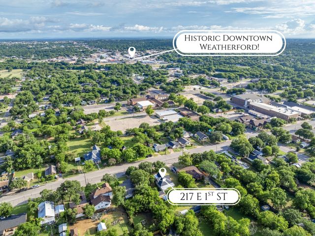 217 E 1st Street, Weatherford, TX 76086