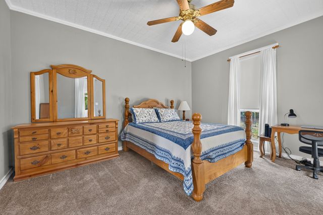 217 E 1st Street, Weatherford, TX 76086
