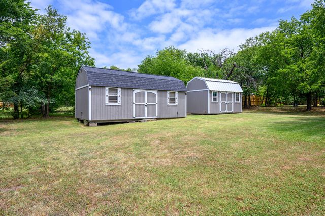 217 E 1st Street, Weatherford, TX 76086