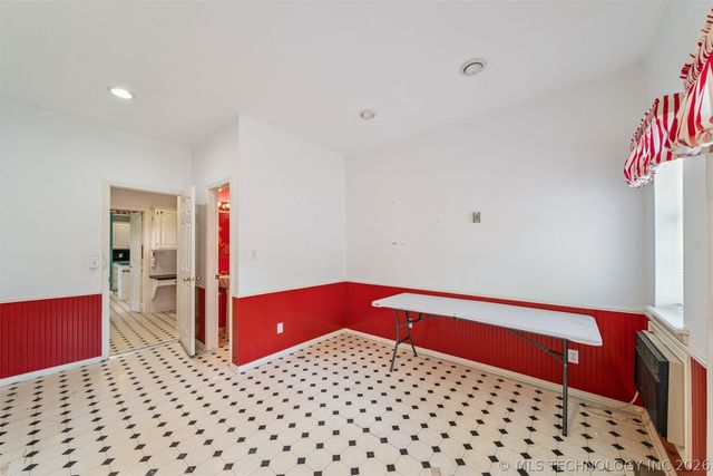 1307 N Douglas Drive, Claremore, OK 74017