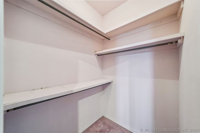 1307 N Douglas Drive, Claremore, OK 74017