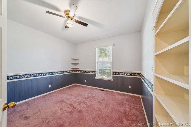 1307 N Douglas Drive, Claremore, OK 74017
