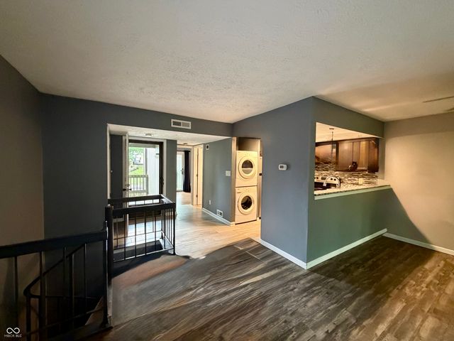 9328 S Lake Ridge Drive 62, Bloomington, IN 47401