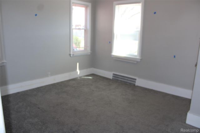 9107 Roselawn Street, Detroit, MI 48204