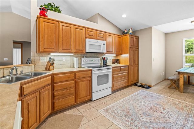 15 Melanie Circle, Bella Vista, AR 72714
