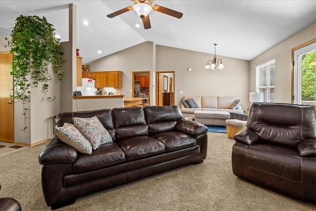 15 Melanie Circle, Bella Vista, AR 72714