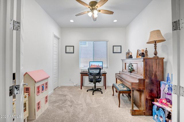 17140 W WHISPERING WIND Drive, Surprise, AZ 85387