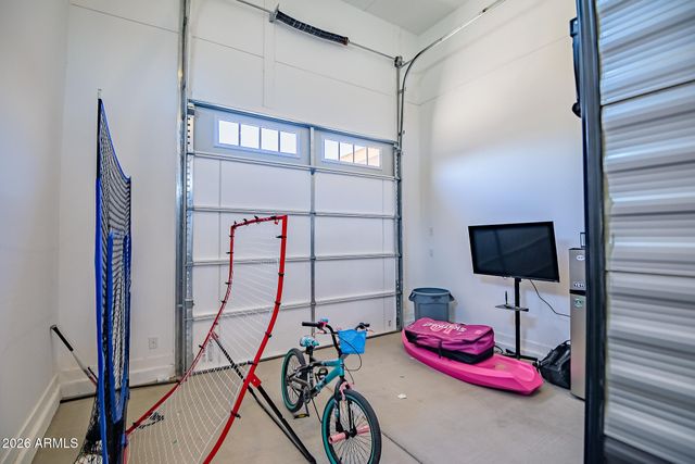 17140 W WHISPERING WIND Drive, Surprise, AZ 85387