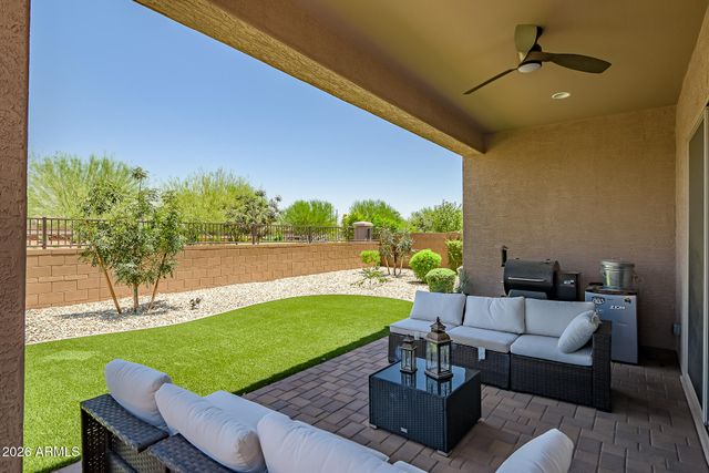 17140 W WHISPERING WIND Drive, Surprise, AZ 85387