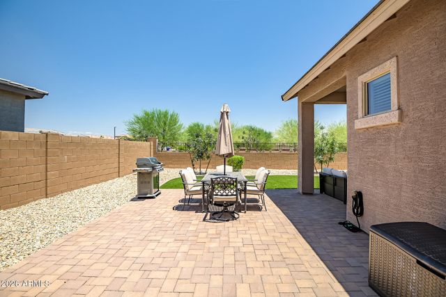 17140 W WHISPERING WIND Drive, Surprise, AZ 85387
