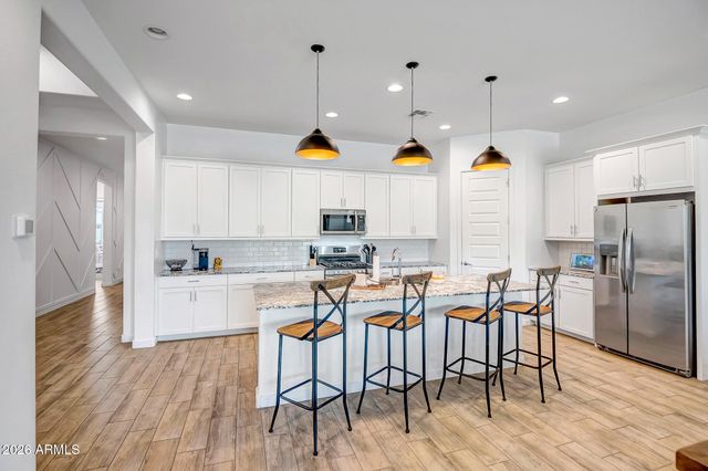 17140 W WHISPERING WIND Drive, Surprise, AZ 85387