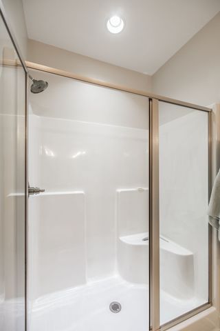 904 Cherry Grove Dr, Hendersonville, TN 37075